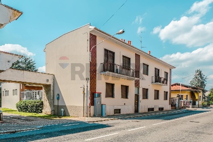 Foto Ufficio in via vittorio veneto 39, Samarate Centro di 63 m² in affitto
