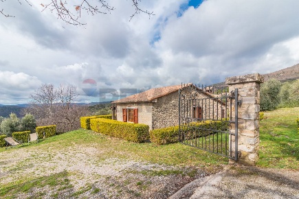Foto Villa unifamiliare in strada provinciale Fibbianello 155 155, di 66 m²