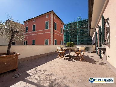 Foto Appartamento in Via Stella, Loano Centro di 85 m² con 4 locali
