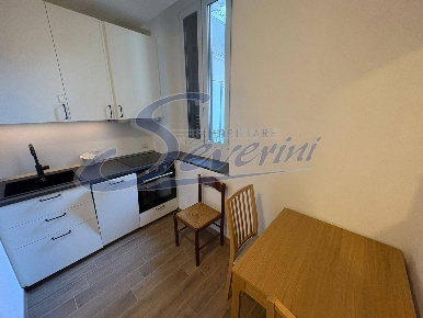 Foto Appartamento in Via Vitani 7, Como Centro Storico di 70 m² in affitto
