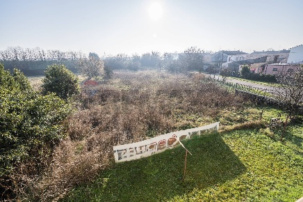 Foto Terreno residenziale a Gazzuolo Centro di 3100 m² in vendita