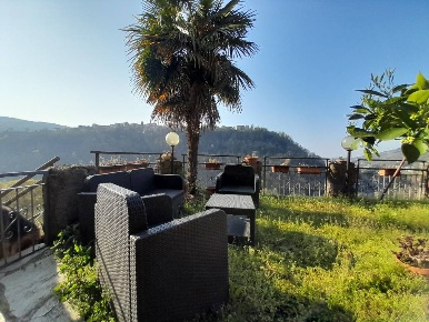 Foto Villa unifamiliare in Vicolo Armando Diaz, Caslino d'Erba di 260 m²