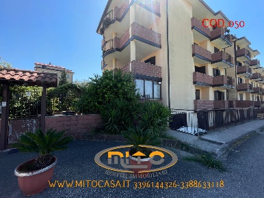 Foto Appartamento in VIA SCAFA, Telese Terme di 360 m² con 8 locali