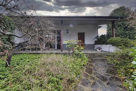 Foto Villa singola in Via PIAGGIO 21, Paderno Dugnano Semicentro di 230 m²