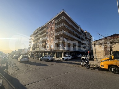 Foto Magazzino in Via Spadafora 1/F, Messina Quartiere Lombardo di 910 m²