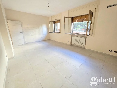Foto Appartamento in Via ENRICO FERMI 00, Pomigliano d'Arco Centro di 65 m²