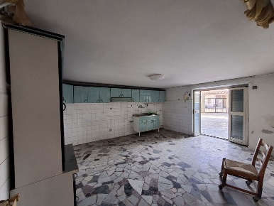 Foto Magazzino a Crispano di 52 m² con 3 locali in affitto