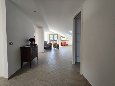 Foto Appartamento in CORSO TORINO, Oulx Centro di 95 m² con 3 locali