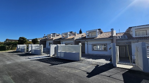 Foto Villa a schiera in Via Gioberti, Fonte Nuova Tor Lupara di 127 m²