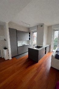 Foto Appartamento in viale Casiraghi, Sesto San Giovanni di 77 m²