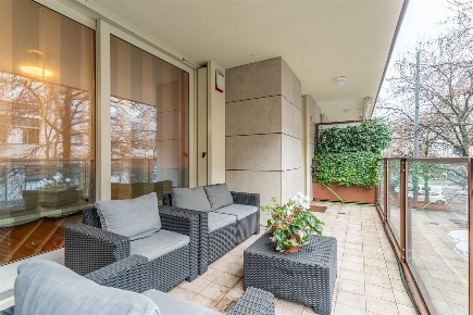 Foto Appartamento in Via Albani, Milano Monte Rosa - Lotto di 120 m²