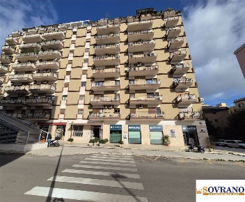 Foto Appartamento a Palermo Libertà - Villabianca di 240 m² con 9 locali