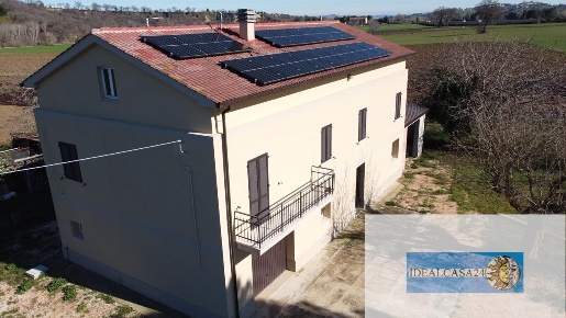 Foto Casa indipendente in Petriolo Via San Marco n. 4, Petriolo di 180 m²