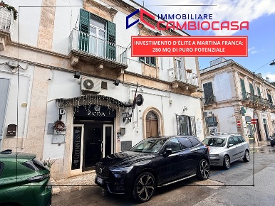 Foto Locale commerciale in via principe di napoli 19, Martina Franca