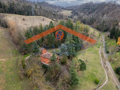 Foto Villa singola in PIANORO VECCHIO, Pianoro di 190 m² con 5 locali