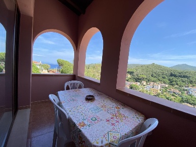 Foto Appartamento a Rio Cavo di 250 m² con 7 locali in vendita