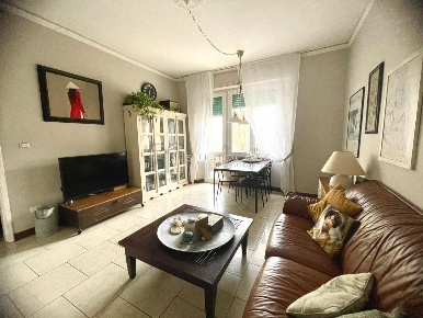 Foto Appartamento a Pontedera Oltrera di 80 m² con 4 locali in vendita