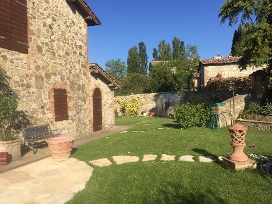Foto Villa unifamiliare a Siena Le Tolfe - Monteliscai di 201 m² in vendita