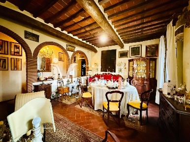 Foto Appartamento a Lucca San Vito di 180 m² con 5 locali in vendita