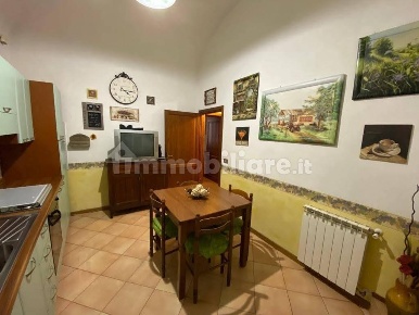 Foto Appartamento a Pisa Sant'Antonio di 85 m² con 4 locali in vendita