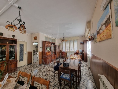Foto Villa bifamiliare in Via Nazionale 20, Airole Centro di 180 m²
