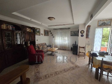 Foto Appartamento in Via Trossarelli 5, Ventimiglia Centro Storico