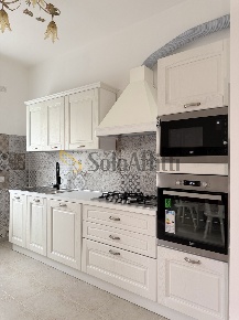 Foto Appartamento in Via Pisa, Potenza Centro di 118 m² con 7 locali