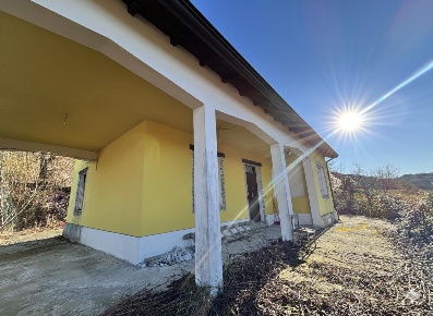 Foto Villa unifamiliare a Pellegrino Parmense di 86 m² con 4 locali