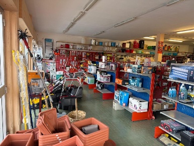 Foto Attività commerciale in Via XXIX Novembre 29, Castelnuovo Magra