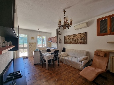 Foto Villa singola in Via Nazionale 20, Airole Centro di 70 m² con 5 locali