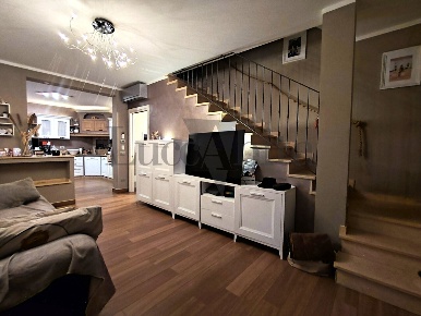 Foto Villa a schiera in Via delle Pierone 30, Lucca San Vito di 165 m²