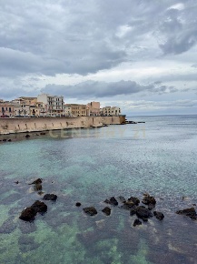 Foto Case semi ndipendenti in Via Salomone 30, Siracusa Ortigia di 114 m²