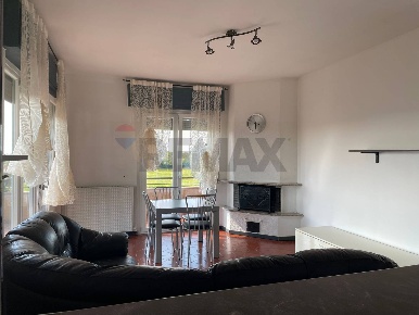 Foto Appartamento in via Carola 14, Bellinzago Novarese Centro di 82 m²