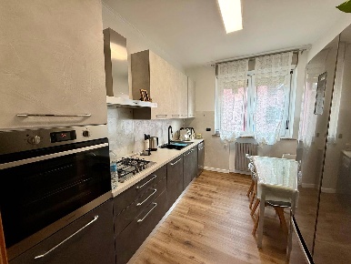 Foto Appartamento a Alessandria Cristo di 120 m² con 5 locali in vendita