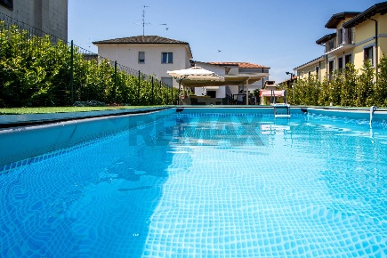 Foto Casa indipendente in VIA SANT'AMBROGIO 38, Triuggio Tregasio di 240 m²