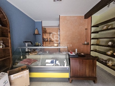 Foto Locale commerciale in Corso Vittorio Emanuele 38, Castel di Sangro