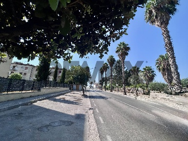 Foto Appartamento in Via Circumvallazione Parco Le Palme 105, Centro