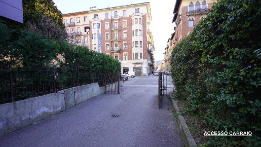 Foto Posti auto in Via Nizza 26, Torino San Secondo di 15 m² con 1 locali