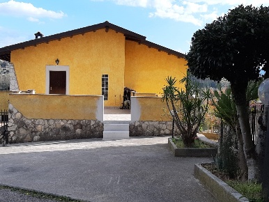 Foto Appartamento in via farnete 1/A, Strangolagalli di 80 m² con 3 locali