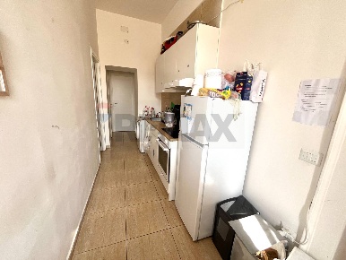 Foto Appartamento in Vico Dei Tinellari 9, Napoli Tribunali di 66 m²