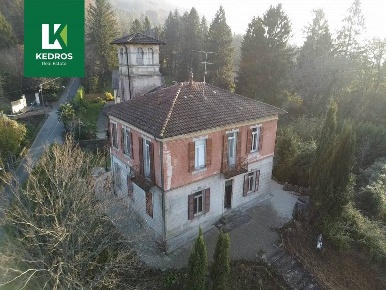 Foto Villa unifamiliare in Via per Bedero 8, Cunardo Riano di 280 m²