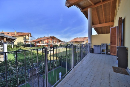 Foto Appartamento in VIA MARTIRI DELLE FOIBE 16, Cornate d'Adda di 148 m²