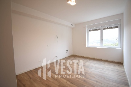 Foto Appartamento in Via Como, Santa Maria Hoè Rovagnate di 96 m²