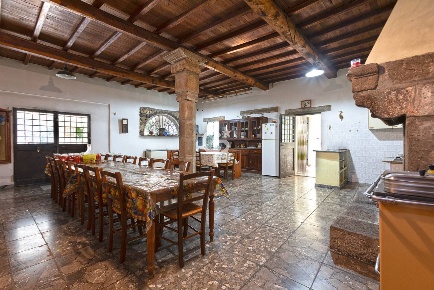 Foto Villa unifamiliare in Via Cassia Vetralla, Vetralla Centro di 262 m²