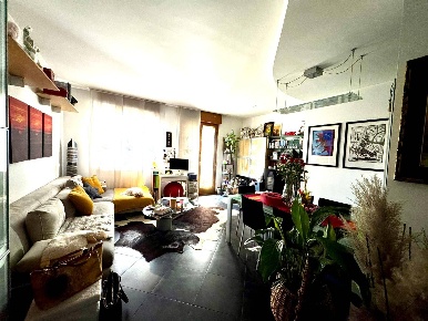 Foto Appartamento in VIA LEONARDO DA VINCI 16, Villasanta di 98 m²