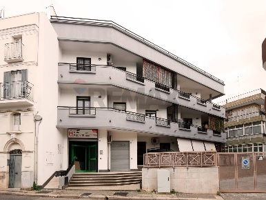Foto Appartamento in Via Kennedy 25, Bitritto di 79 m² con 3 locali