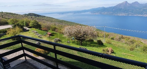 Foto Appartamento in via Sole - loc. Prada snc, Brenzone sul Garda di 50 m²