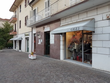 Foto Locale commerciale in Via Pola 22, Fontana Liri di 50 m² con 1 locali