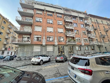 Foto Appartamento in Via Cassini 70, Torino Crocetta di 145 m² con 4 locali