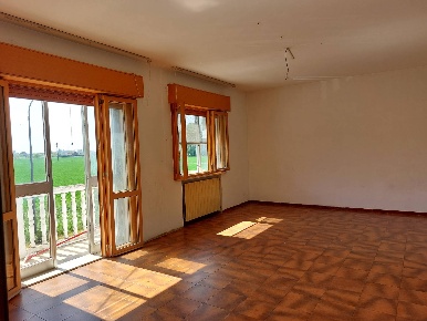 Foto Casa indipendente in Via Borgo San Guglielmo, Copparo Centro di 280 m²